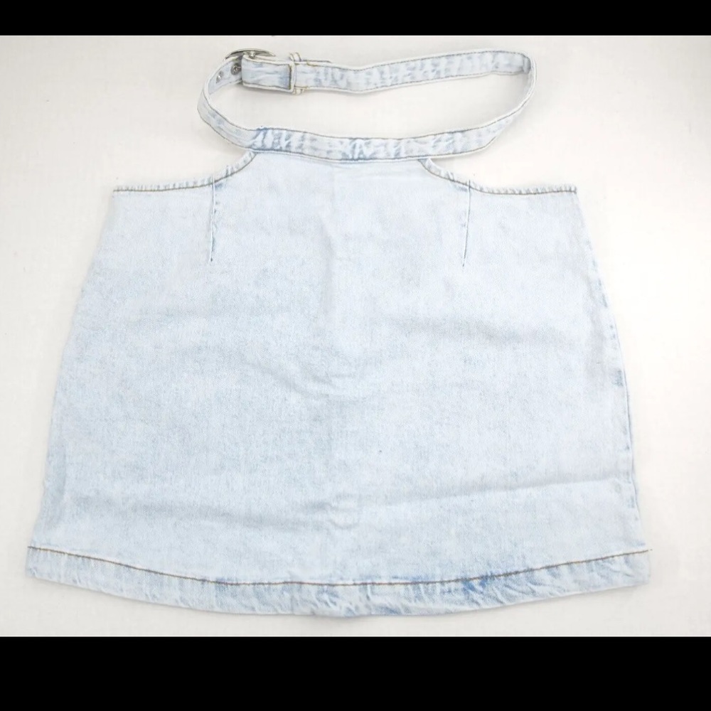 We wore what cut out skirt